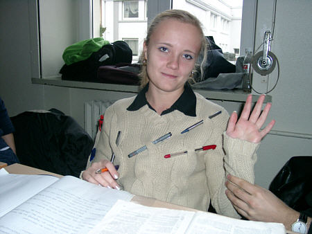 Spielkind Ada in der Schule ;)